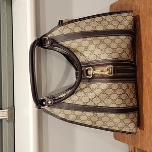 GUCCI SIMA SHOULDER BAG EUC Like new